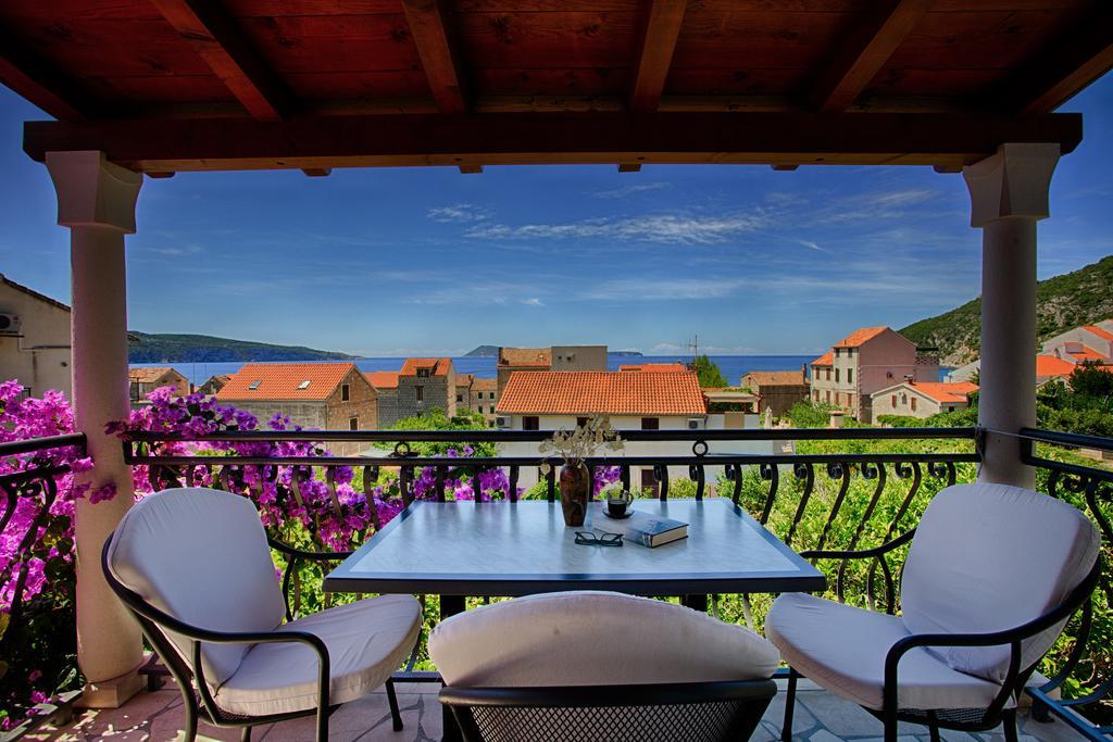 Villa Kamenica Komiža Szoba fotó