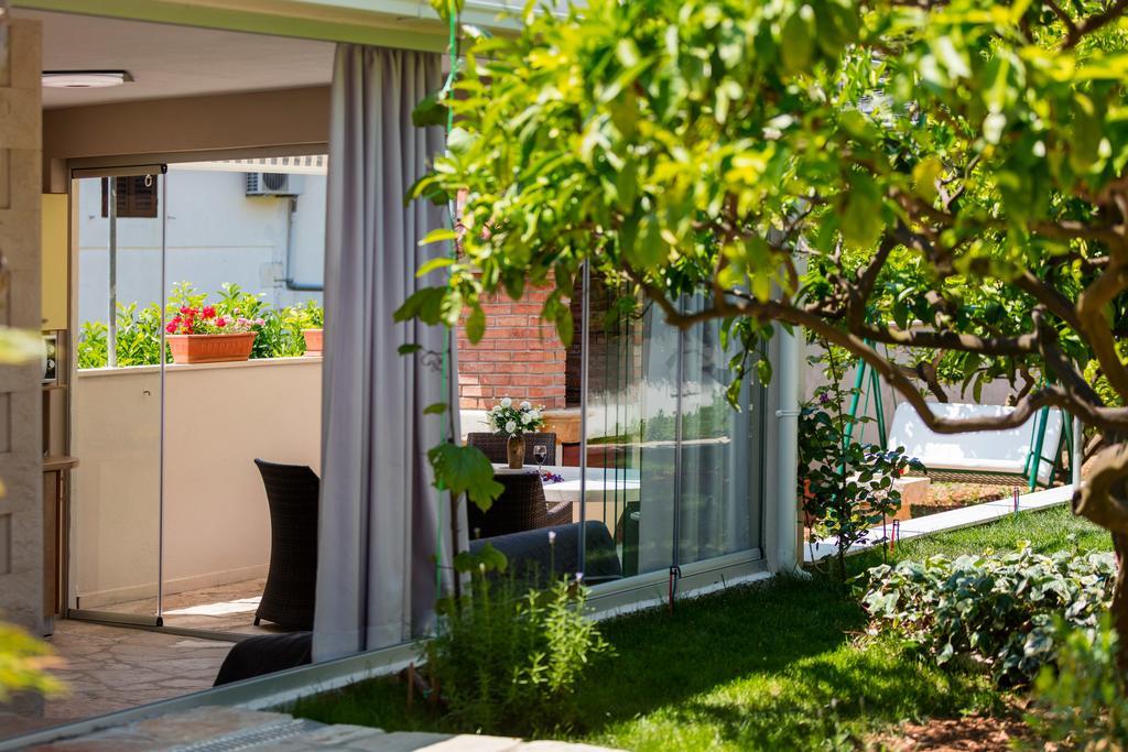 Villa Kamenica Komiža Kültér fotó