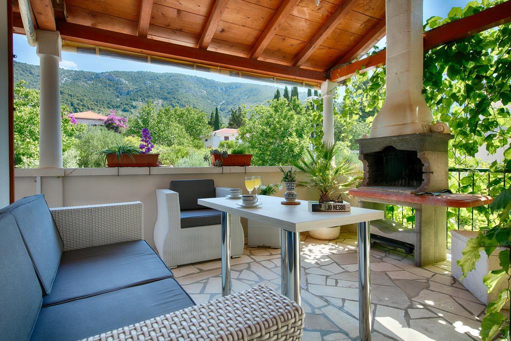 Villa Kamenica Komiža Kültér fotó